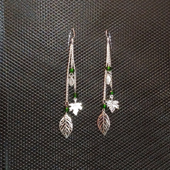 3/$20 | Silver leaf and green rondelle earrings - Picture 4 of 4